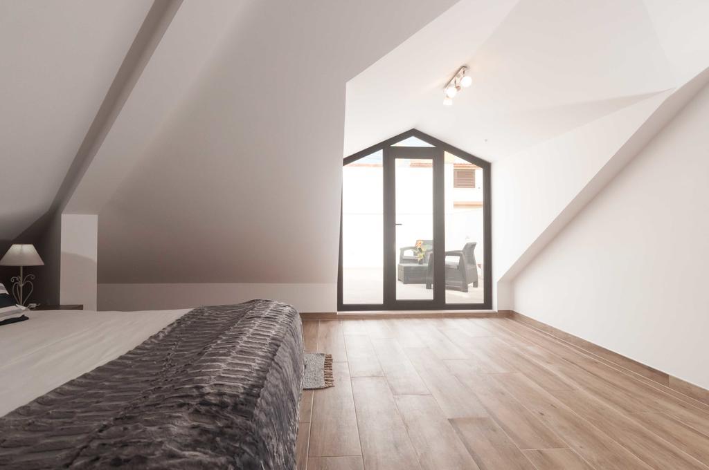 Westside Beach House Peniche Eksteriør billede