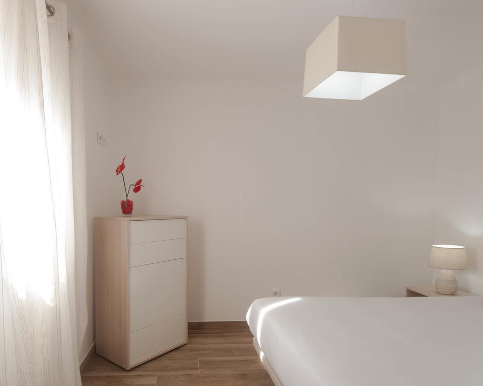 Westside Beach House Peniche Eksteriør billede